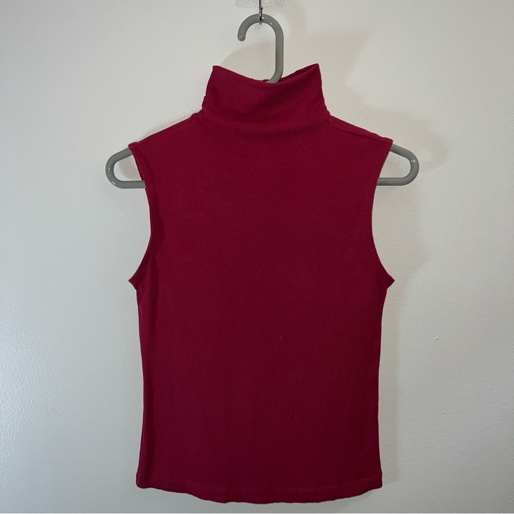 House of Harlow 1960 raspberry mock neck tank women’s size medium